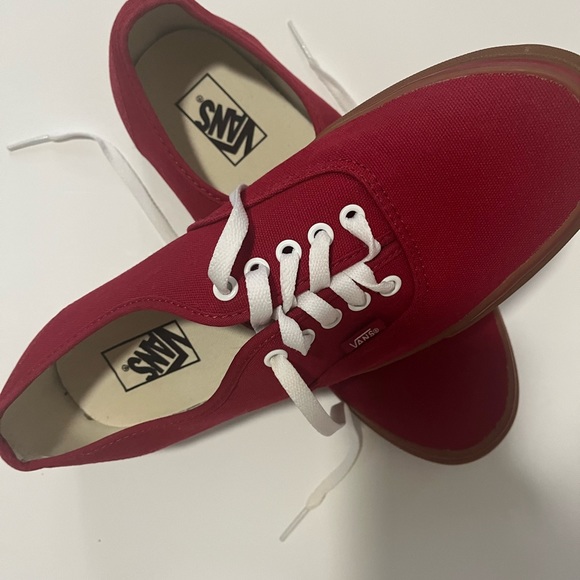 Vans - Picture 2 of 3